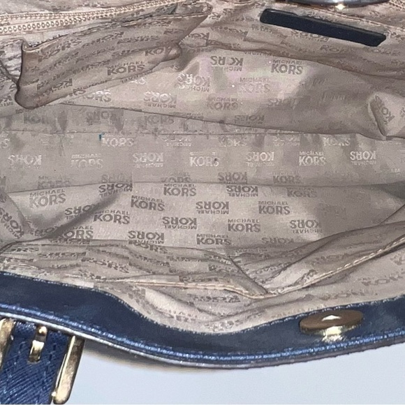 Michael kors- Navy and gold bag - Picture 7 of 8